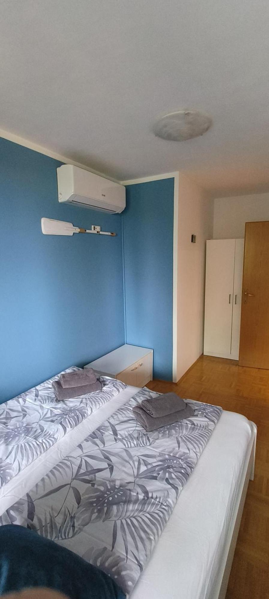 5 Min Walk To Beach, 2X Queen Bed, 2X Ac, Garage Izola Exterior photo